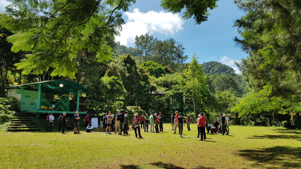 eagle hill camp mega mendung puncak