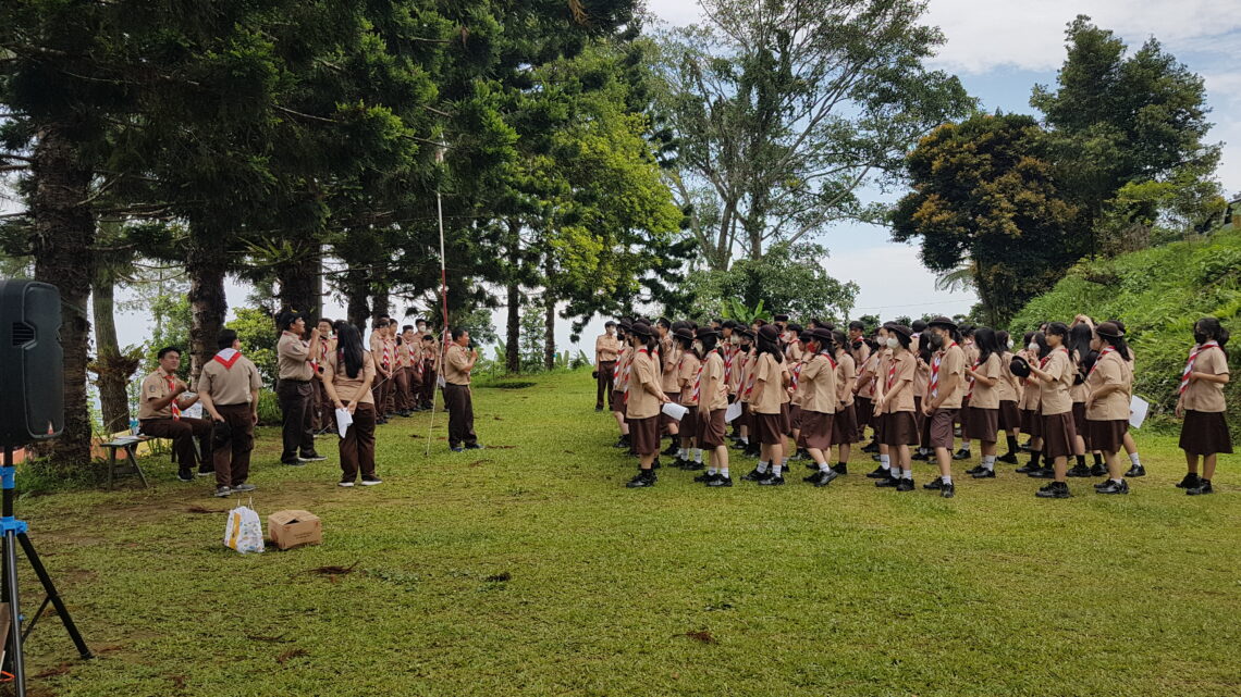 eagle hill camp puncak
