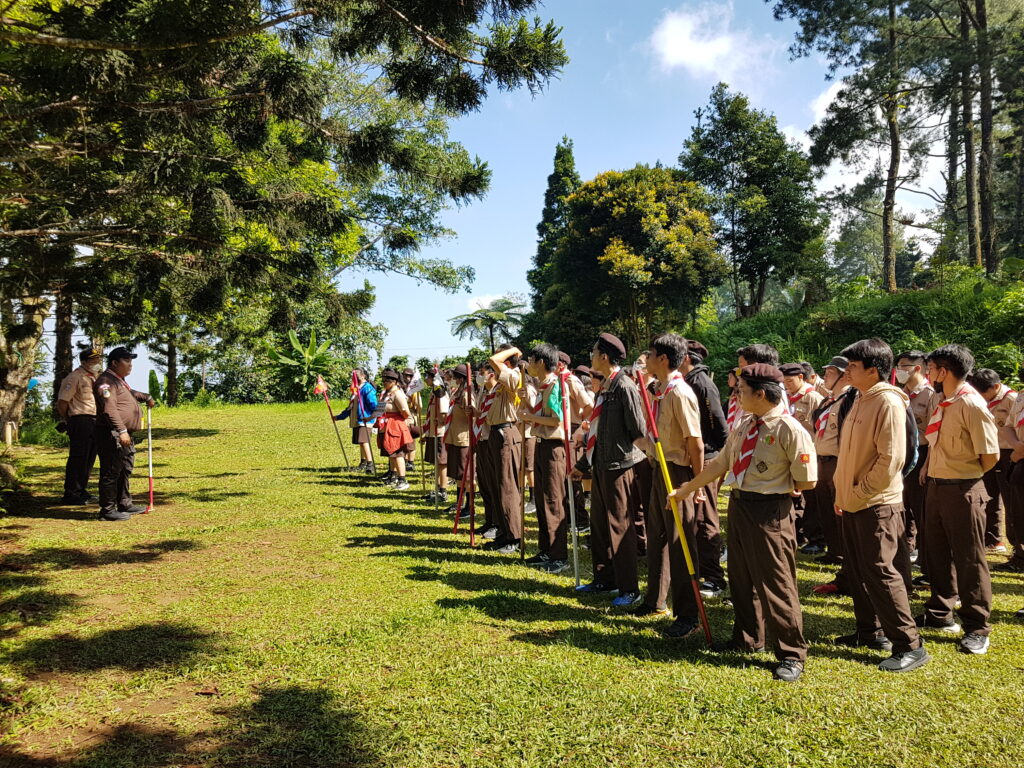 eagle hill camp puncak
