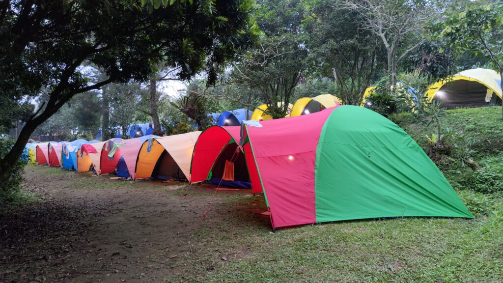 eagle hill camp puncak